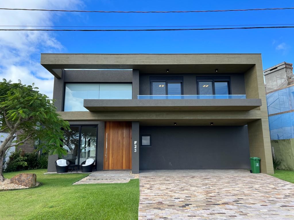 Casa em Condomínio 5 dormitórios para venda, Centro em Xangri-lá | Ref.: 10532